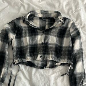 cropped black & white flannel
